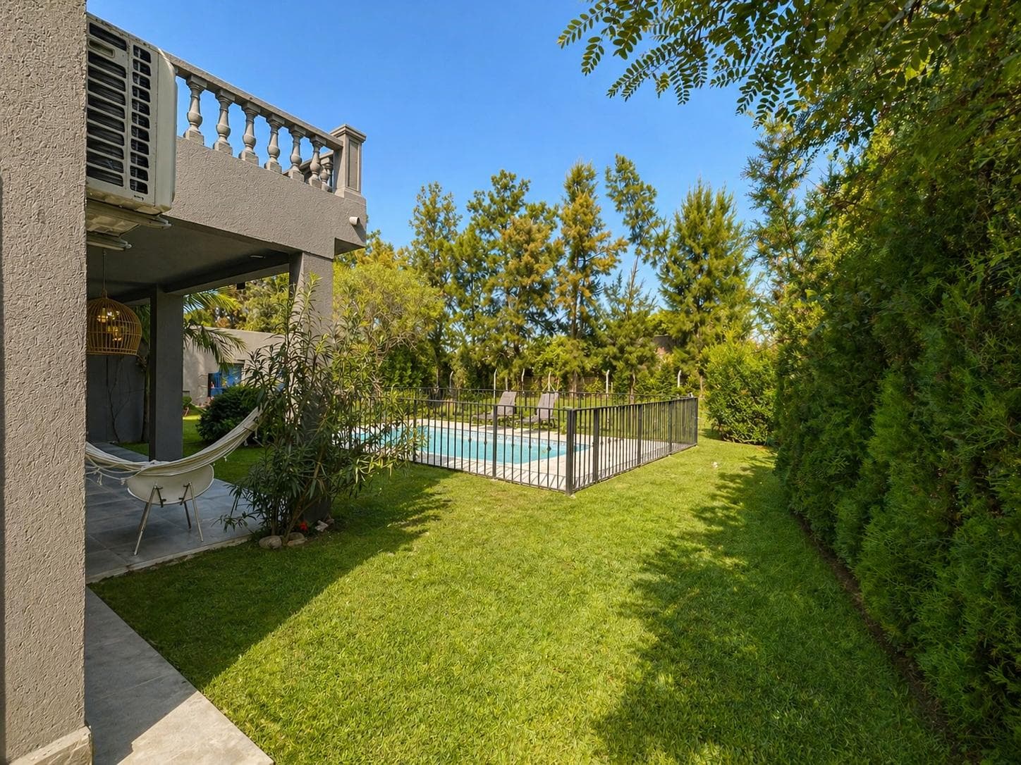 Beautiful house for sale in the San Francisco neighborhood