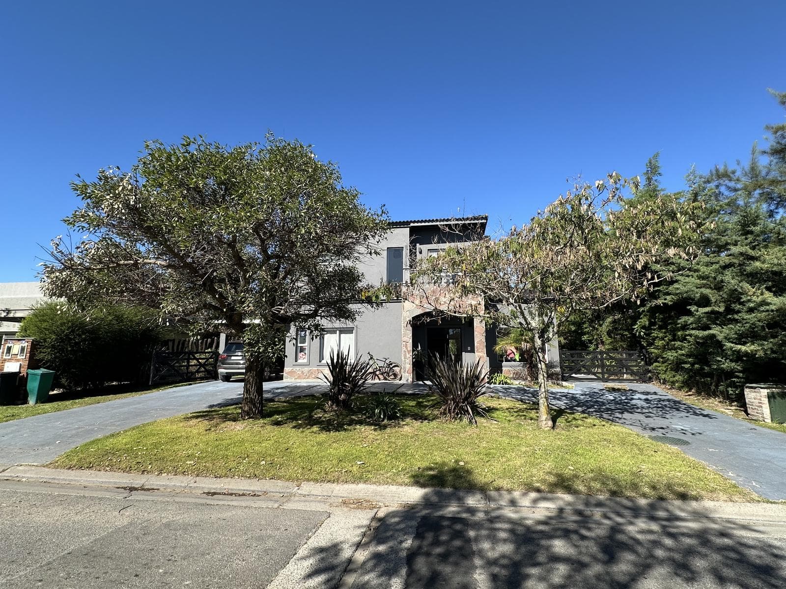 Beautiful house for sale in the San Francisco neighborhood