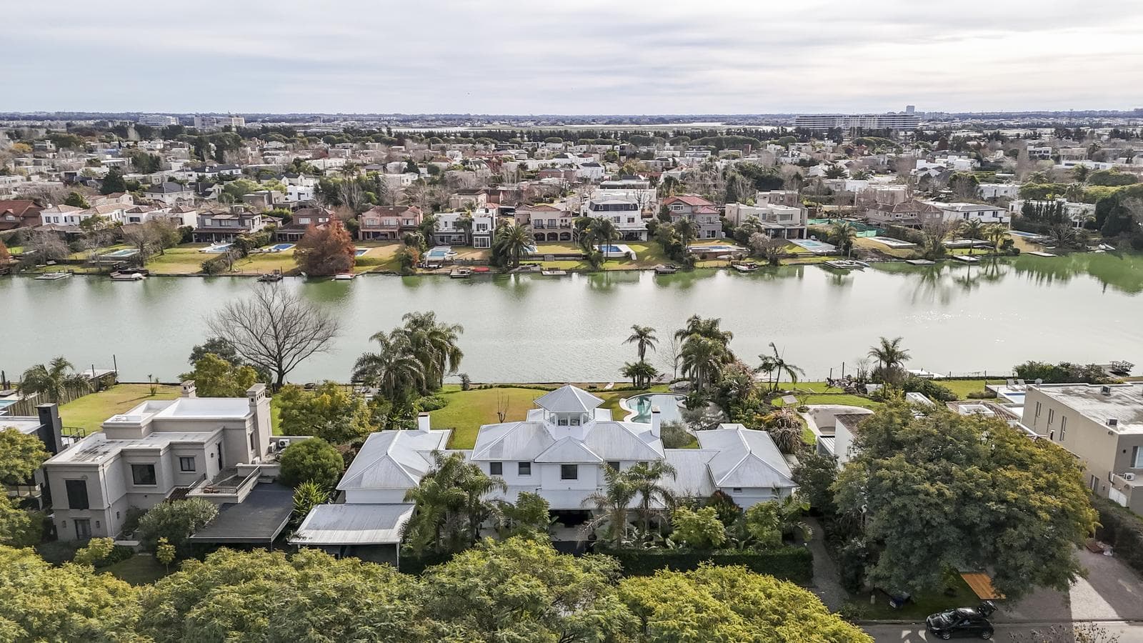 THE ONLY HOUSE WITH A DOUBLE LOT ON THE WATER FOR SALE IN SANTA BARBARA!