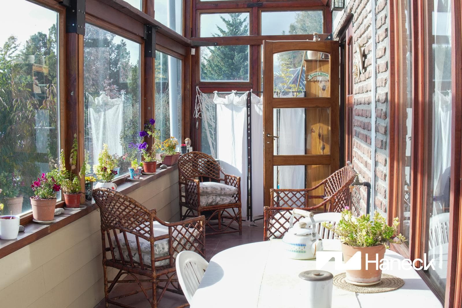 House for Sale 2 Apartments, Botanical Garden, Bariloche