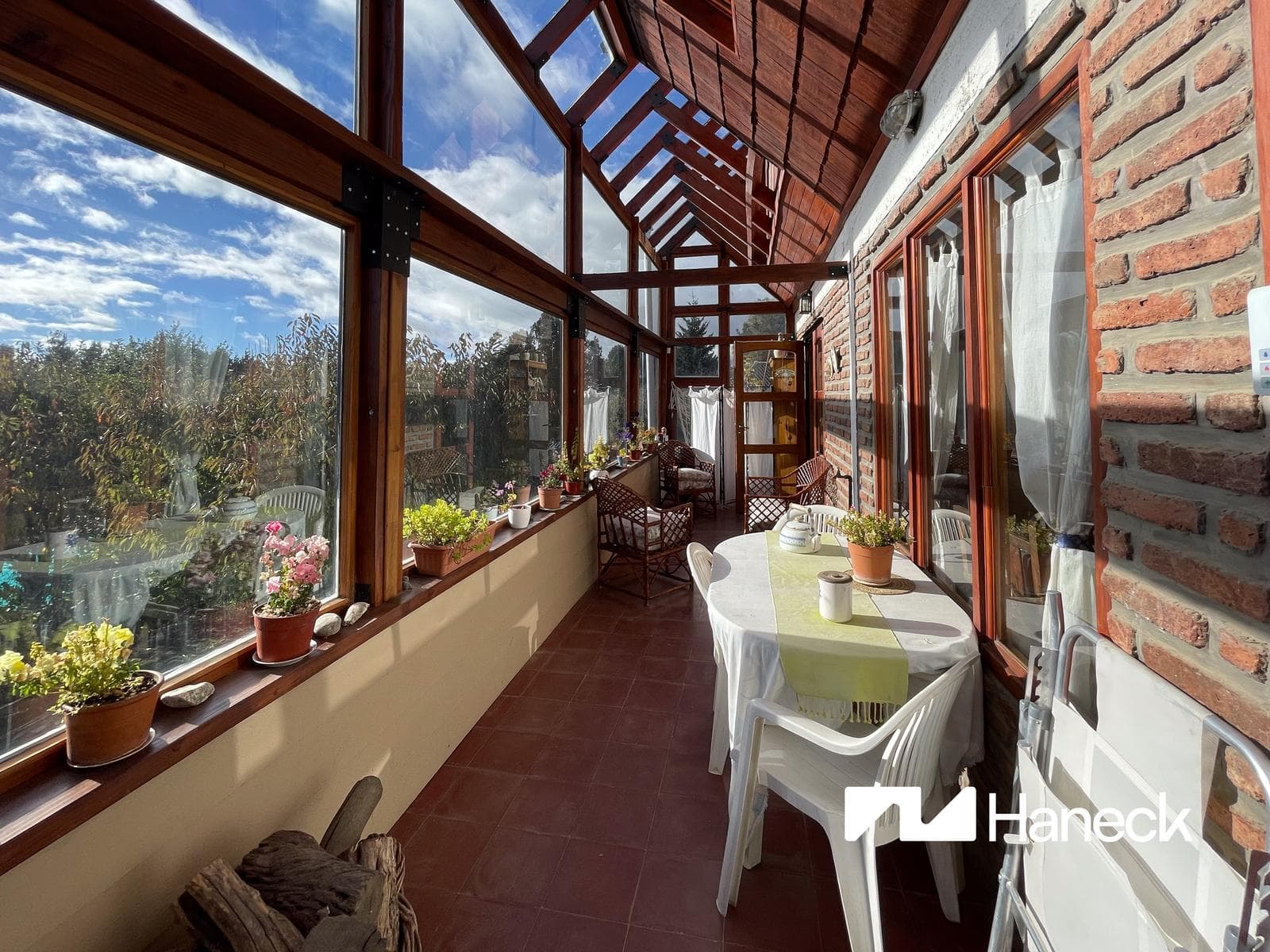 House for Sale 2 Apartments, Botanical Garden, Bariloche
