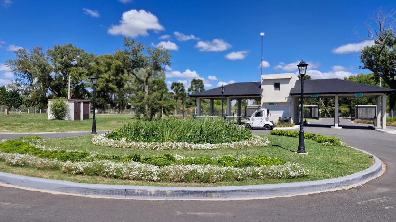 Land in San Juan Chico