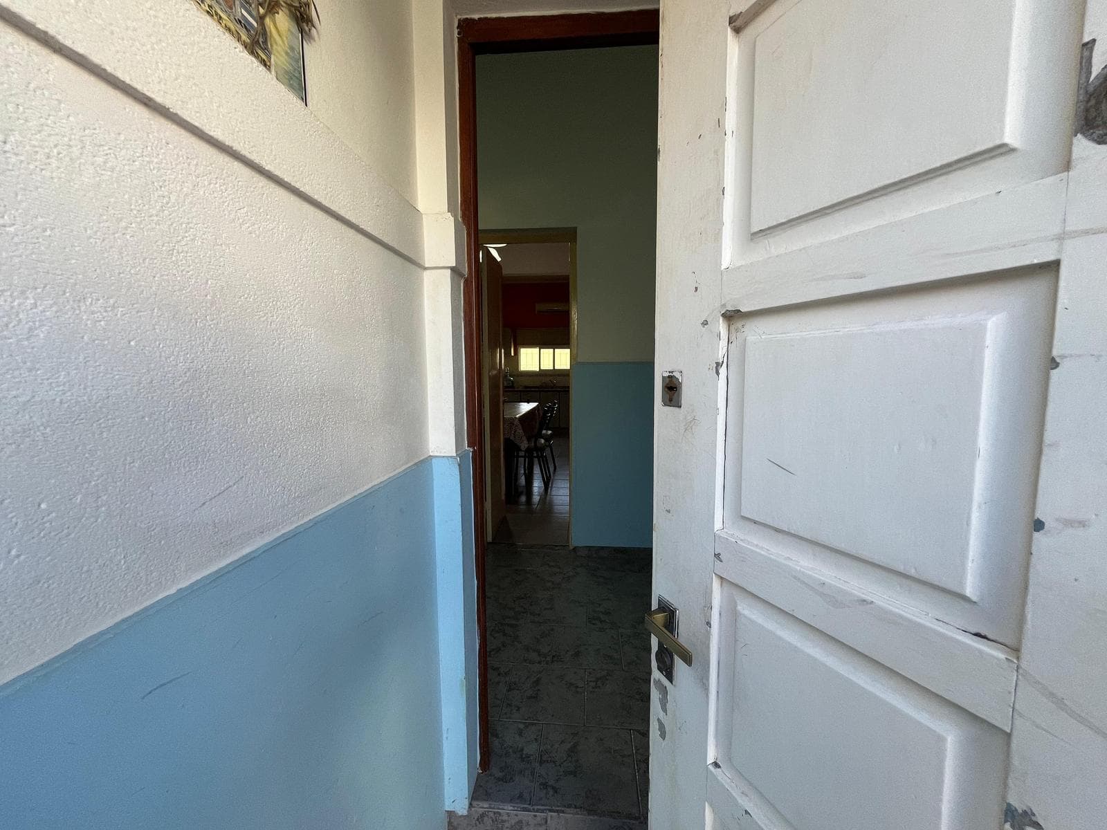 4-Bedroom House for Sale with Barbecue Area, Pool, and Garage in Cañada de Gomez, Santa Fe.