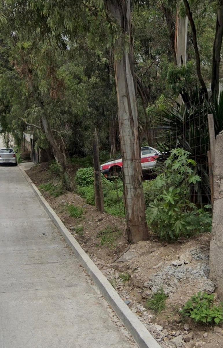 Lot on Boulevard de los Cisnes, Lago de Guadalupe Subdivision