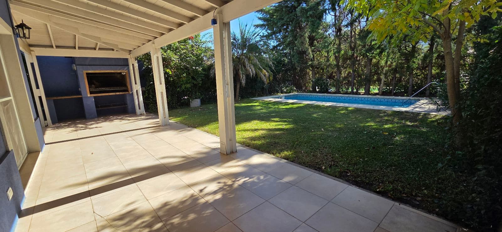 3-Bedroom House on the Lake, Portezuelo, Nordelta