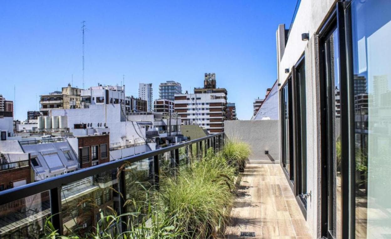 2-room apartment for sale with a terrace-style balcony in Las Cañitas