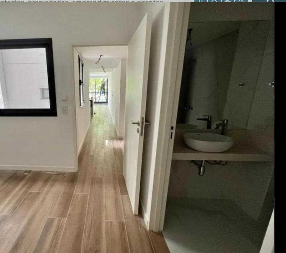 2-room apartment for sale with a terrace-style balcony in Las Cañitas