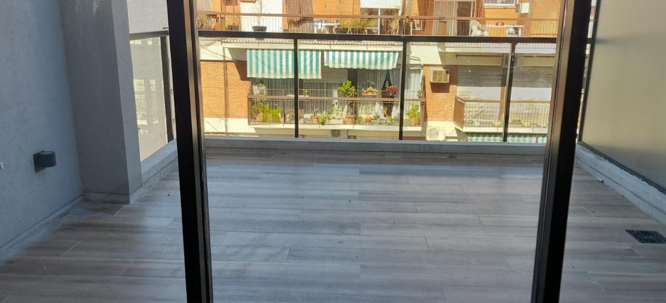 2-room apartment for sale with a terrace-style balcony in Las Cañitas