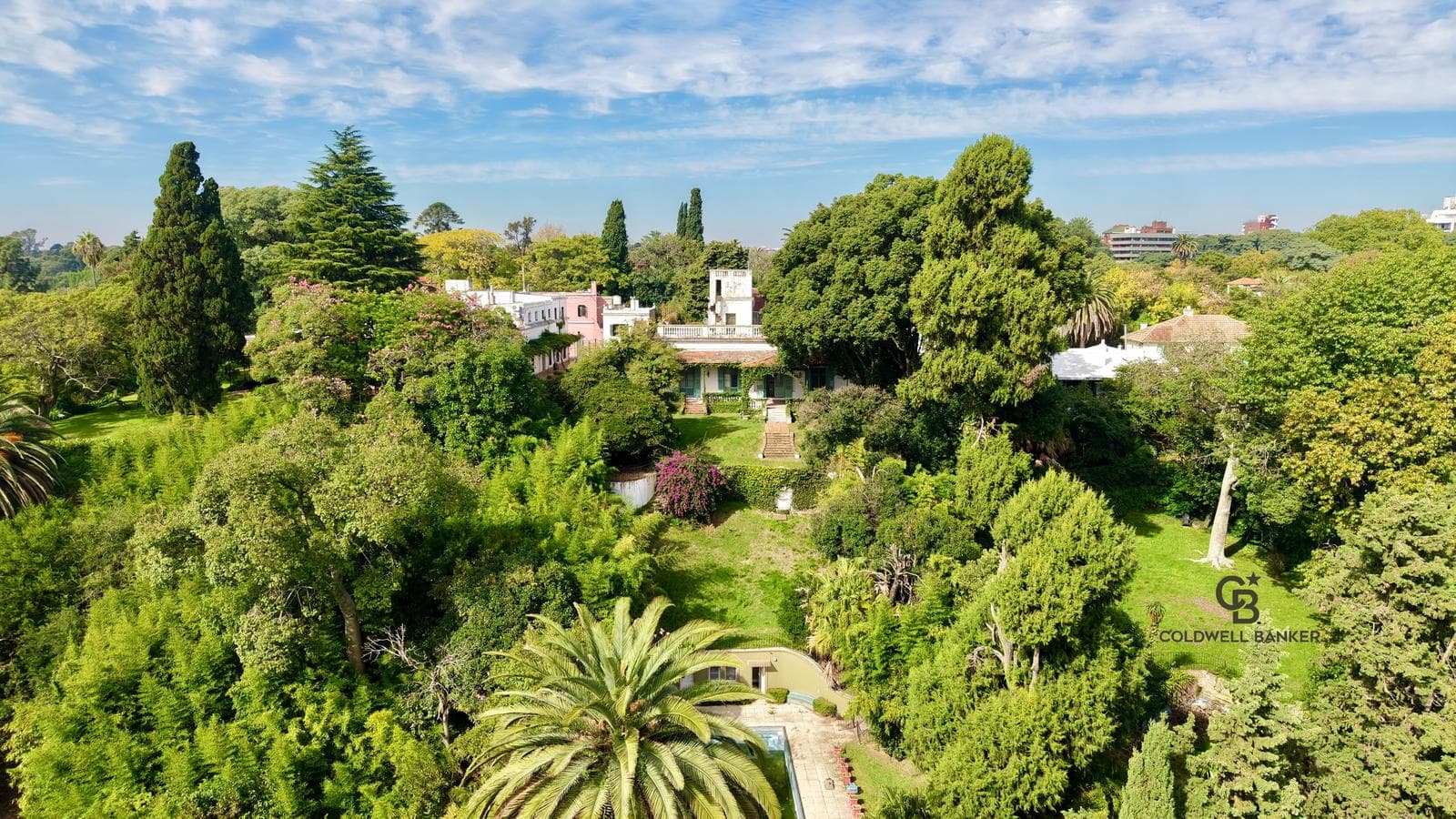 Mansion-style home in Bajo de San Isidro, just steps from the Cathedral