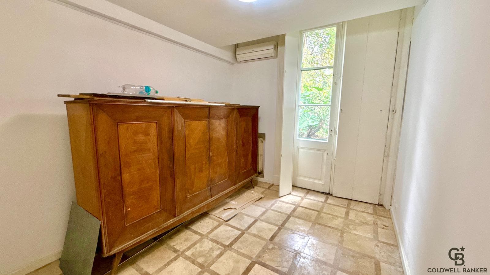 Mansion-style home in Bajo de San Isidro, just steps from the Cathedral