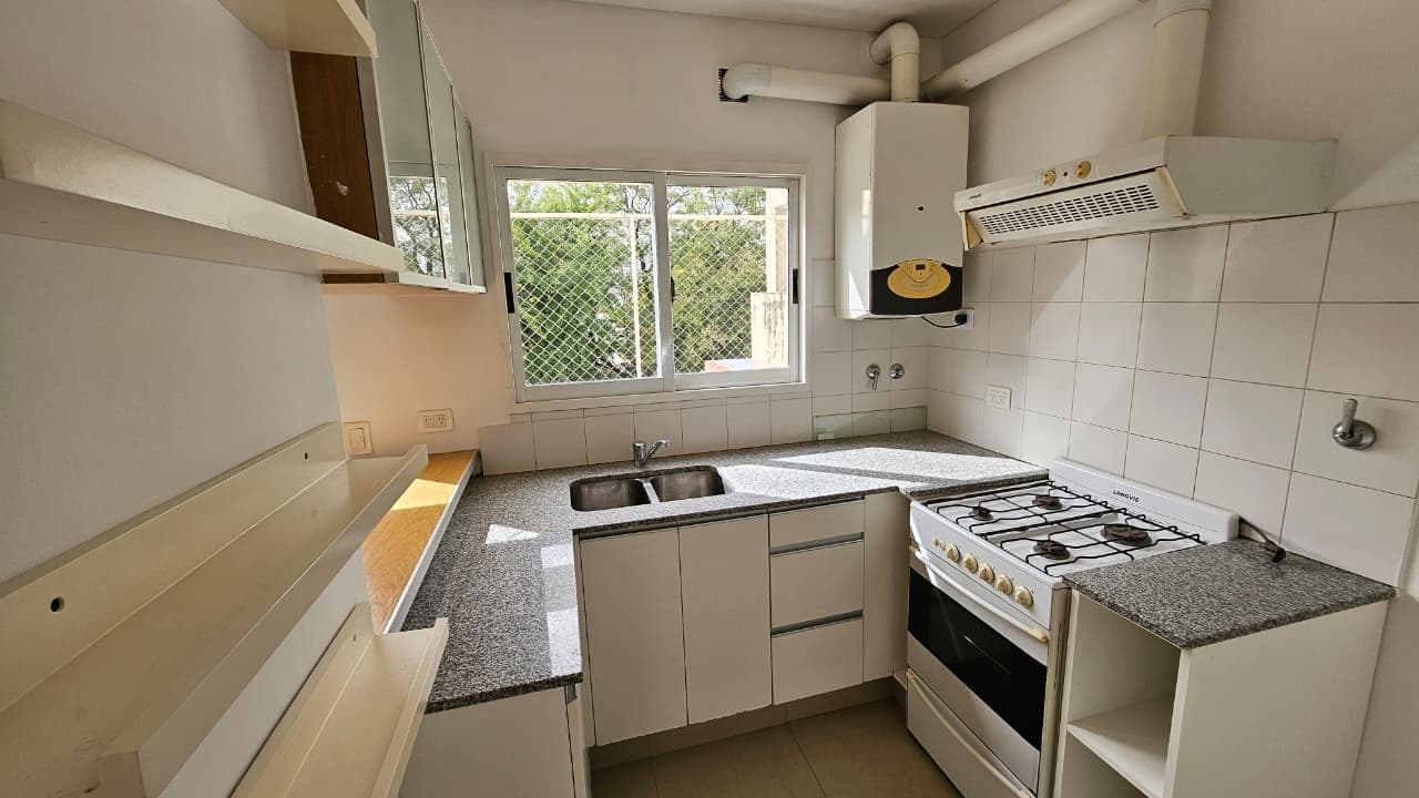 5-room apartment for sale in Nuñez