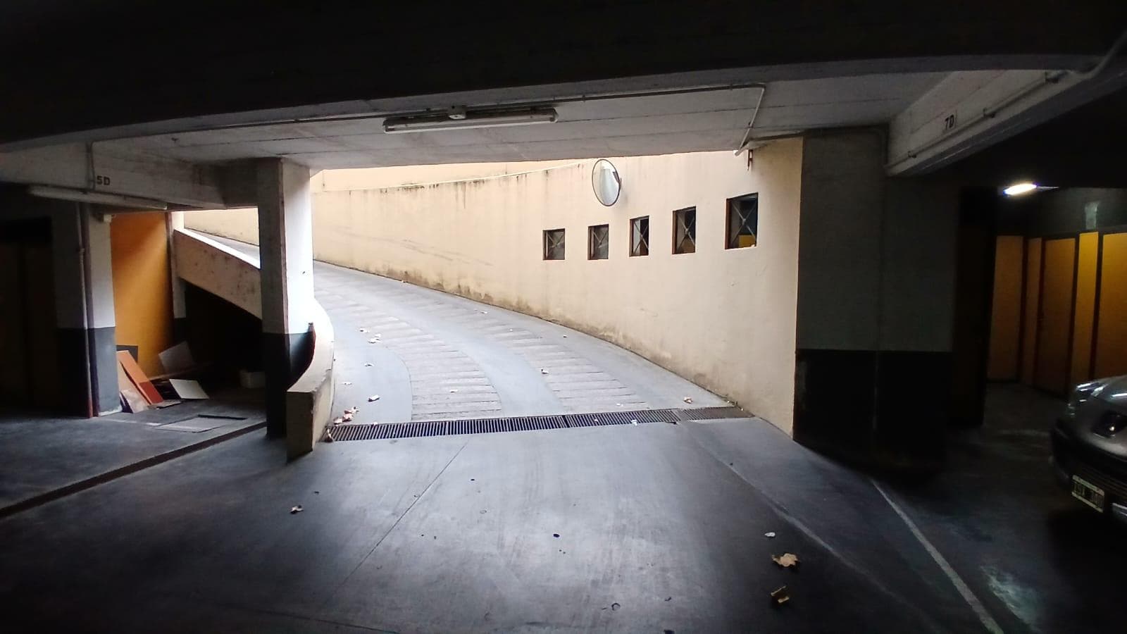 3-room apartment for sale with a balcony and garage, Downtown Mar del Plata.
