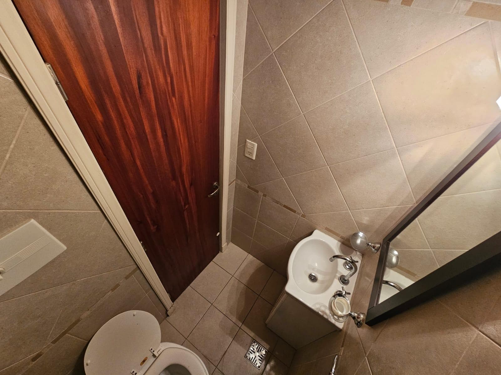 3-room apartment for sale with a balcony and garage, Downtown Mar del Plata.