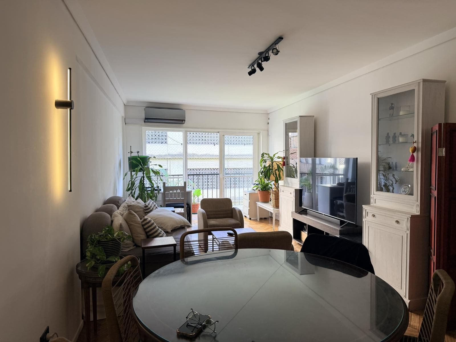 3-Room Apartment for Sale with Separate Room in Palermo, Featuring a Balcony