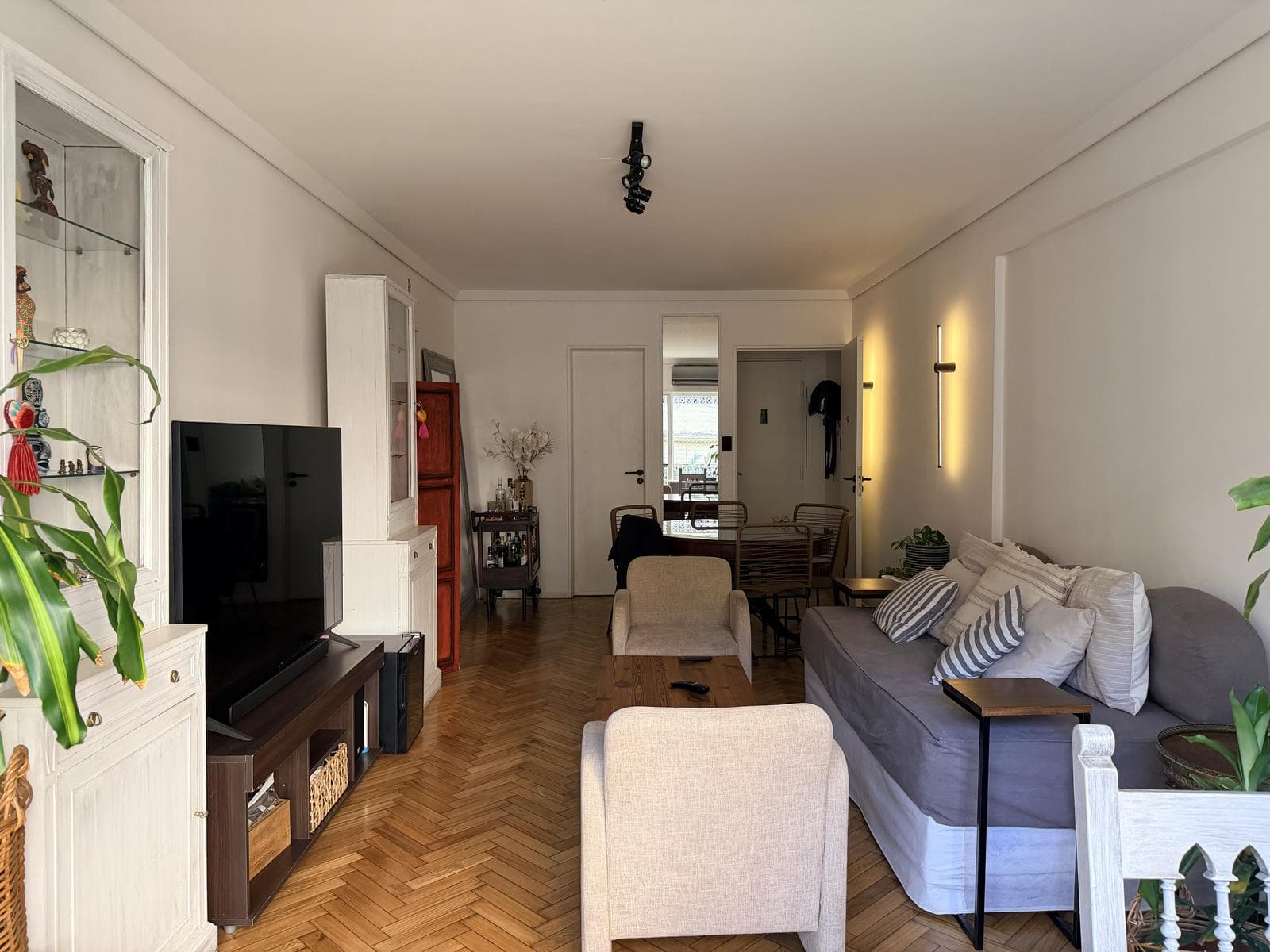 3-Room Apartment for Sale with Separate Room in Palermo, Featuring a Balcony