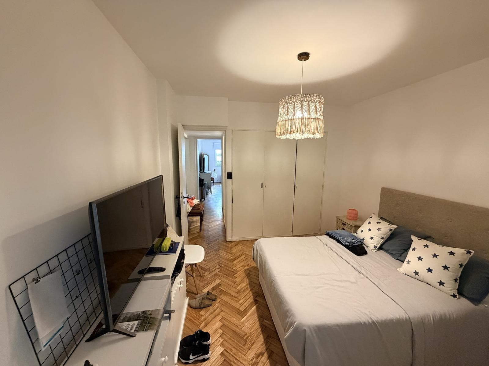 3-Room Apartment for Sale with Separate Room in Palermo, Featuring a Balcony