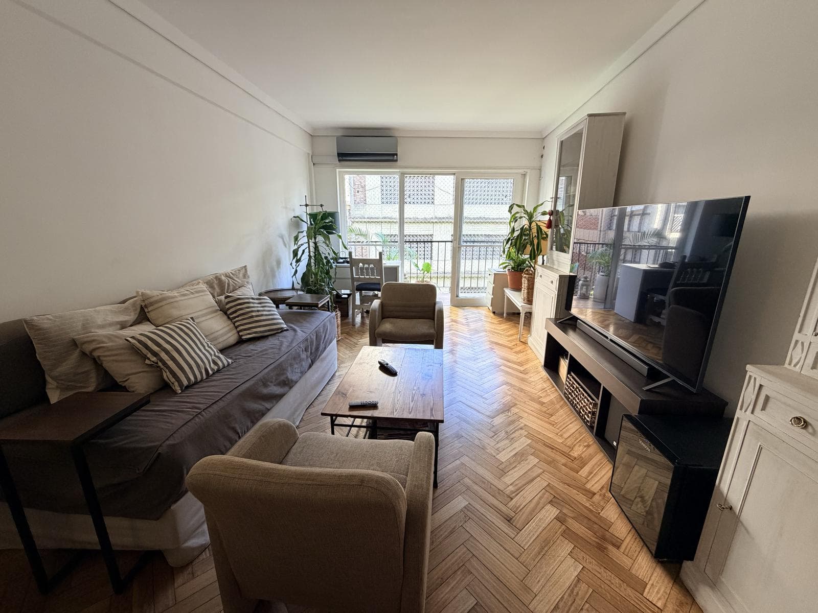3-Room Apartment for Sale with Separate Room in Palermo, Featuring a Balcony