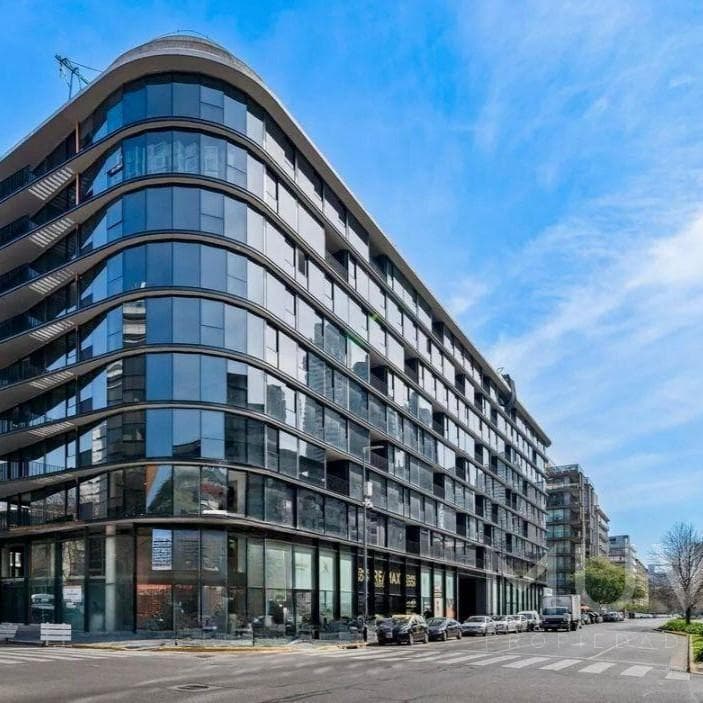 Brand-New 2-Room Apartment with Garage | Lumiere Boulevard, Puerto Madero | Airbnb Investment