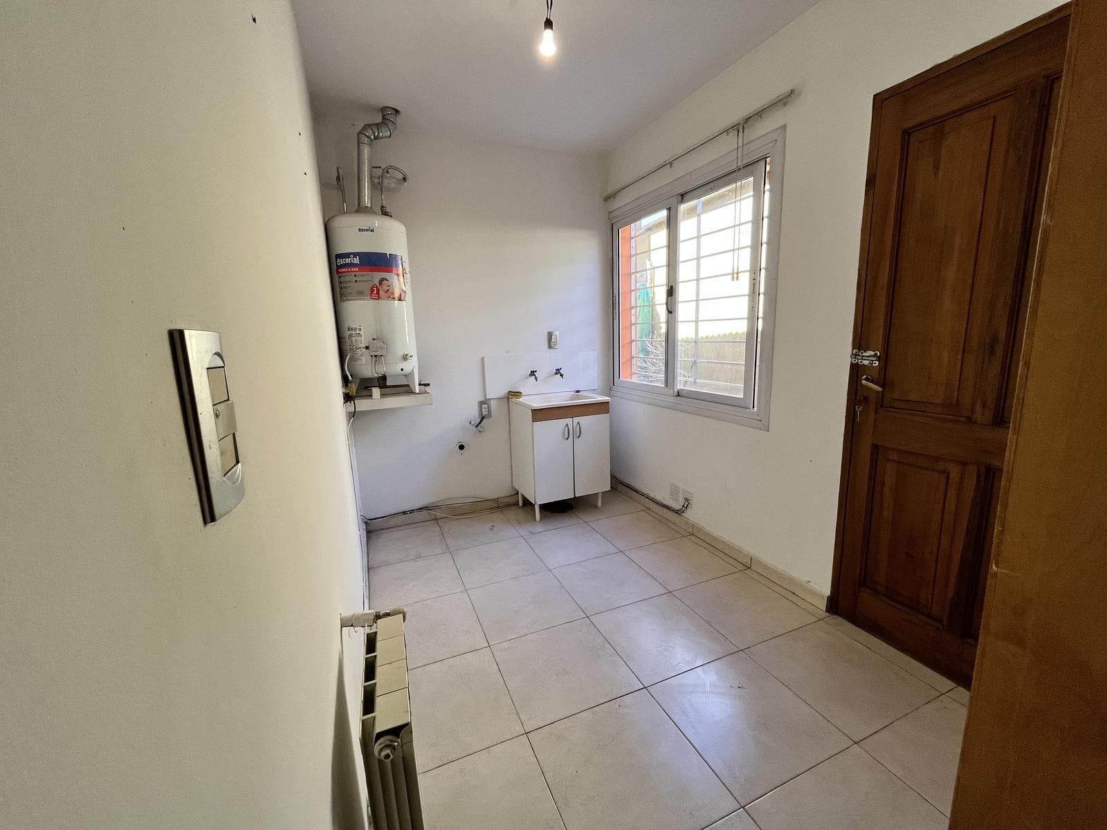 House for Sale in the Los Carolinos Neighborhood - Carrodilla