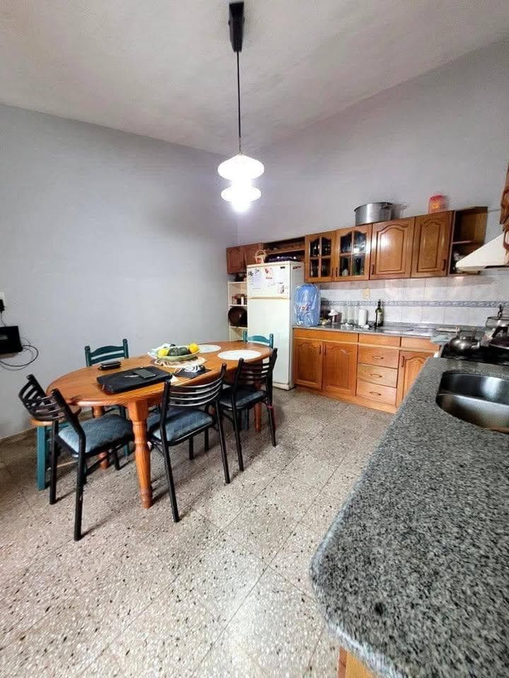 House in Villa Claret with 4 bedrooms