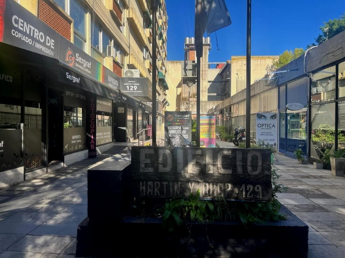 Office in S. Isi—Downtown