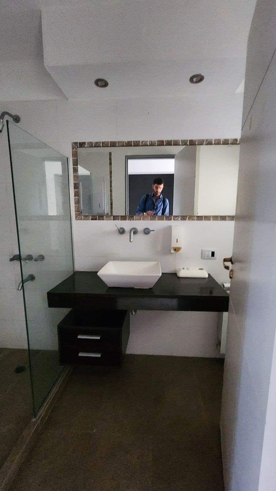 IMPORTANT: Office for RENT