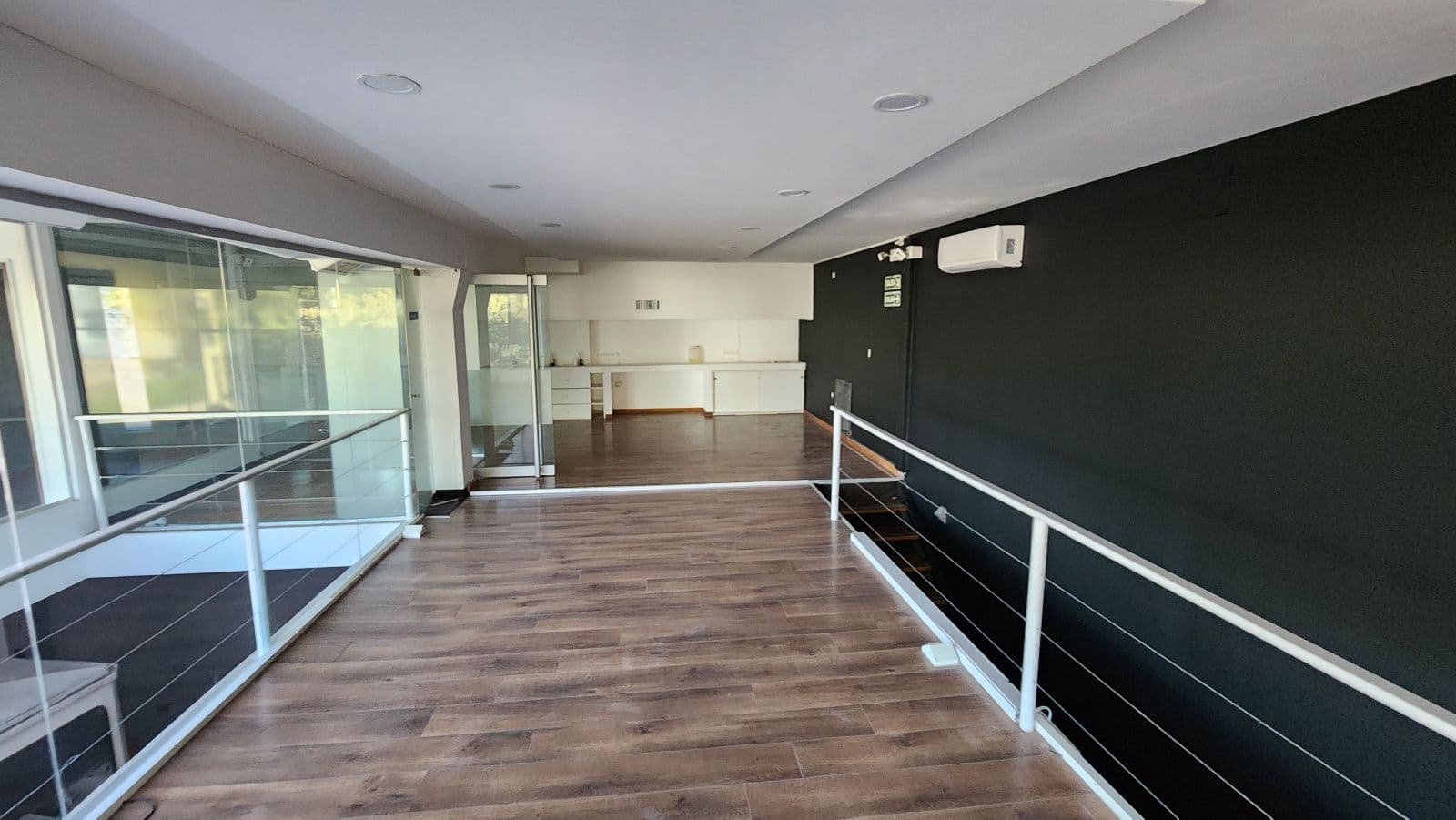 IMPORTANT: Office for RENT