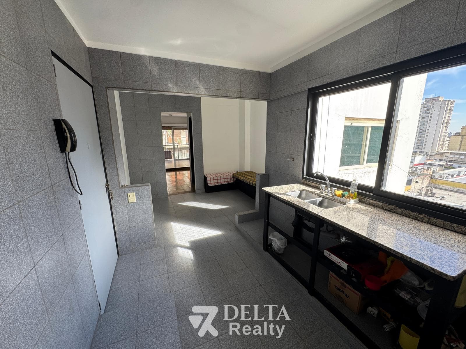 Spacious and Bright 3-Room Apartment | Downtown Quilmes