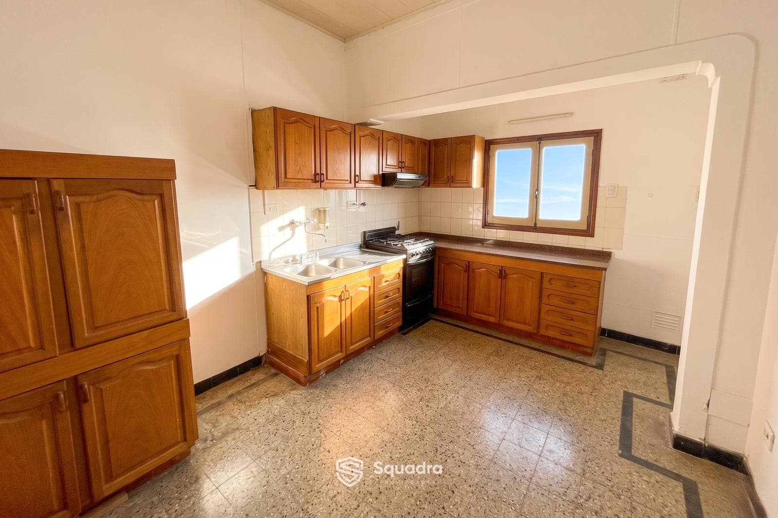 FOR SALE - 1-BEDROOM HOUSE WITH A PATIO, ARROYITO.