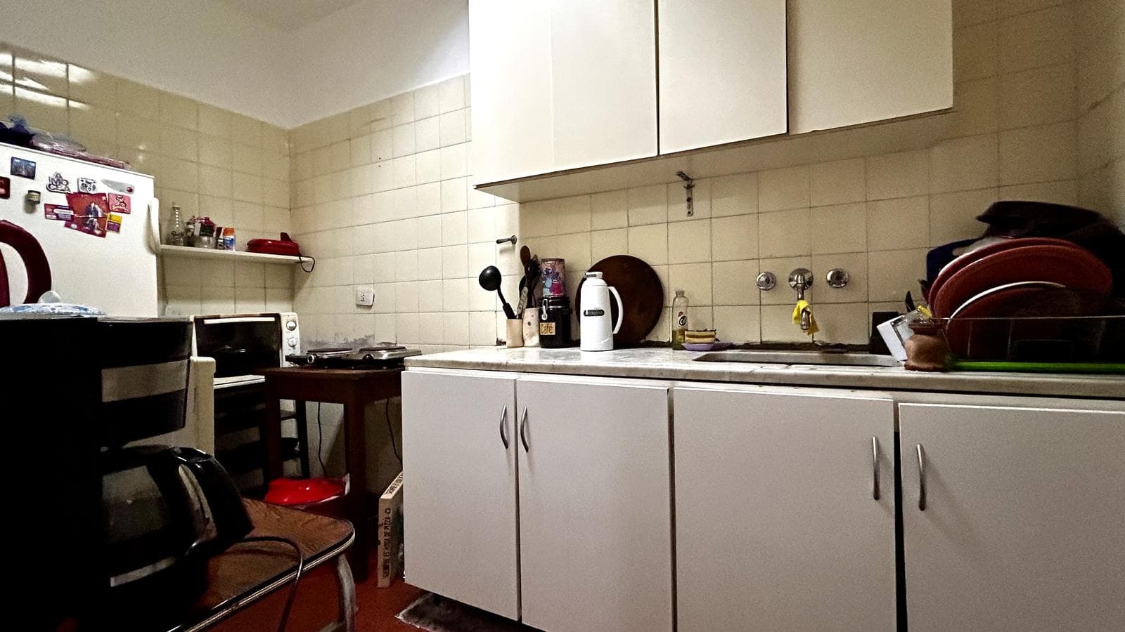 HOUSE FOR SALE ON A LOT TOTALING 146 M2. IDEAL FOR COMMERCIAL USE, SUCH AS A WAREHOUSE OR WORKSHOP. SAN CRISTOBAL.