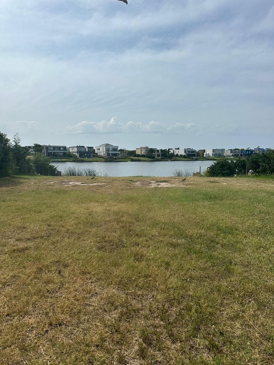 Waterfront Lot in Vistas - North-Facing
