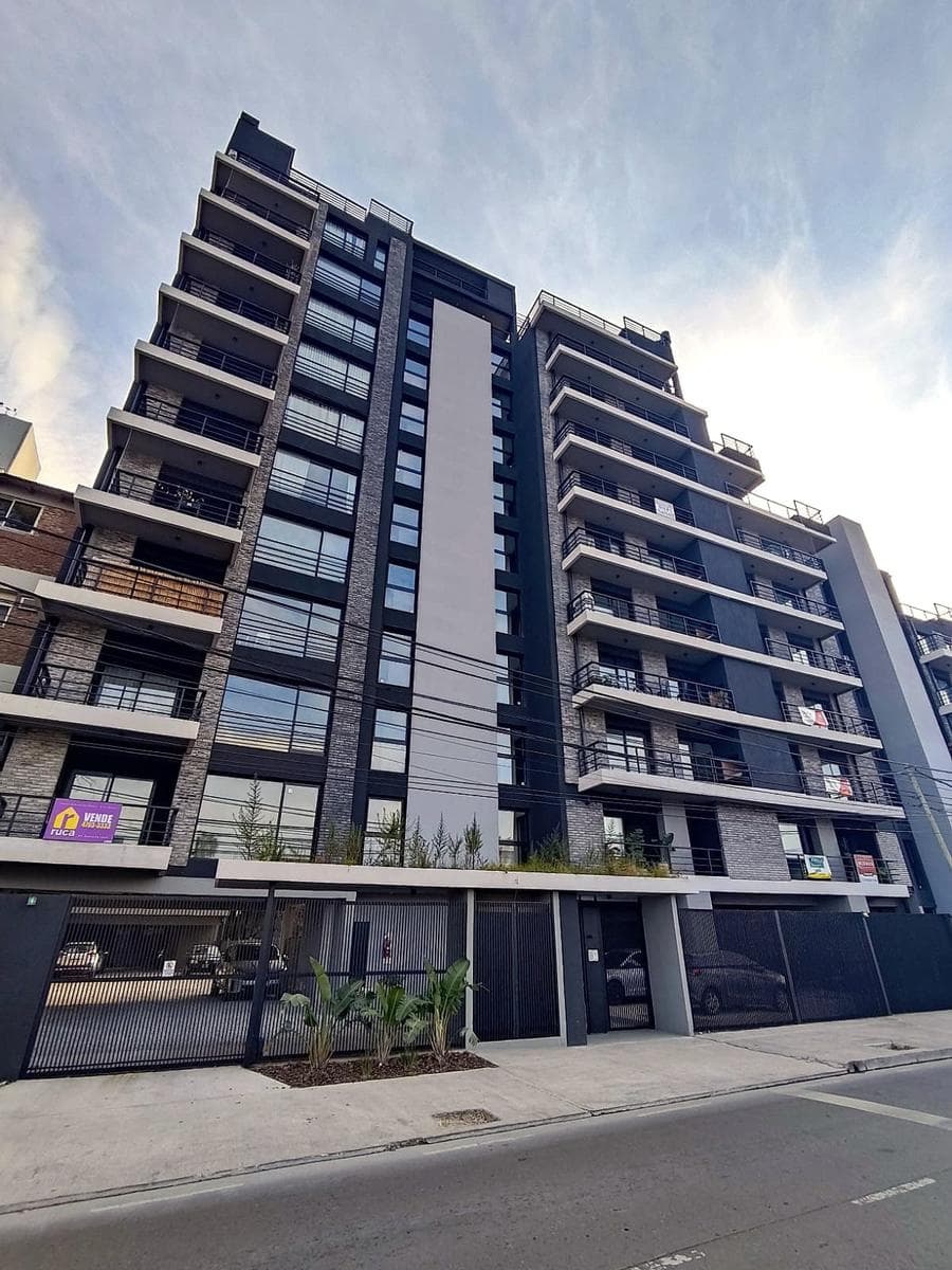 2-Room Apartment for Rent with Parking Space in Downtown Tigre