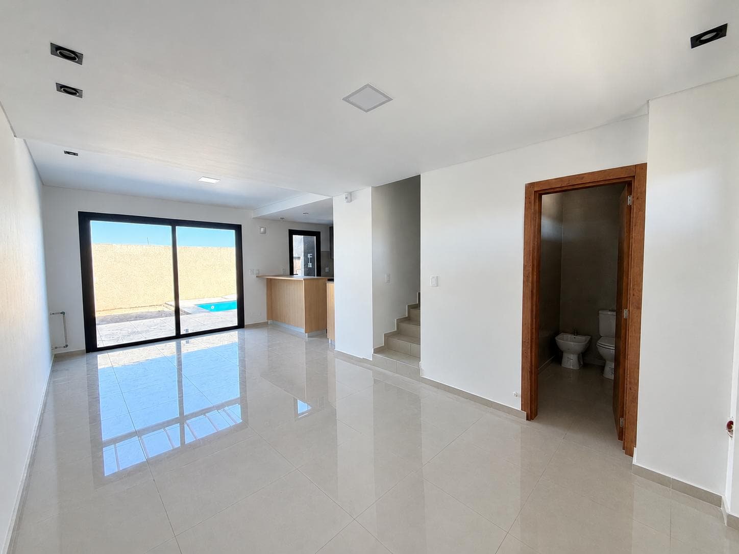 3-Bedroom Triplex in Quebradas de Manantiales | Pool, Terrace, and Financing Available