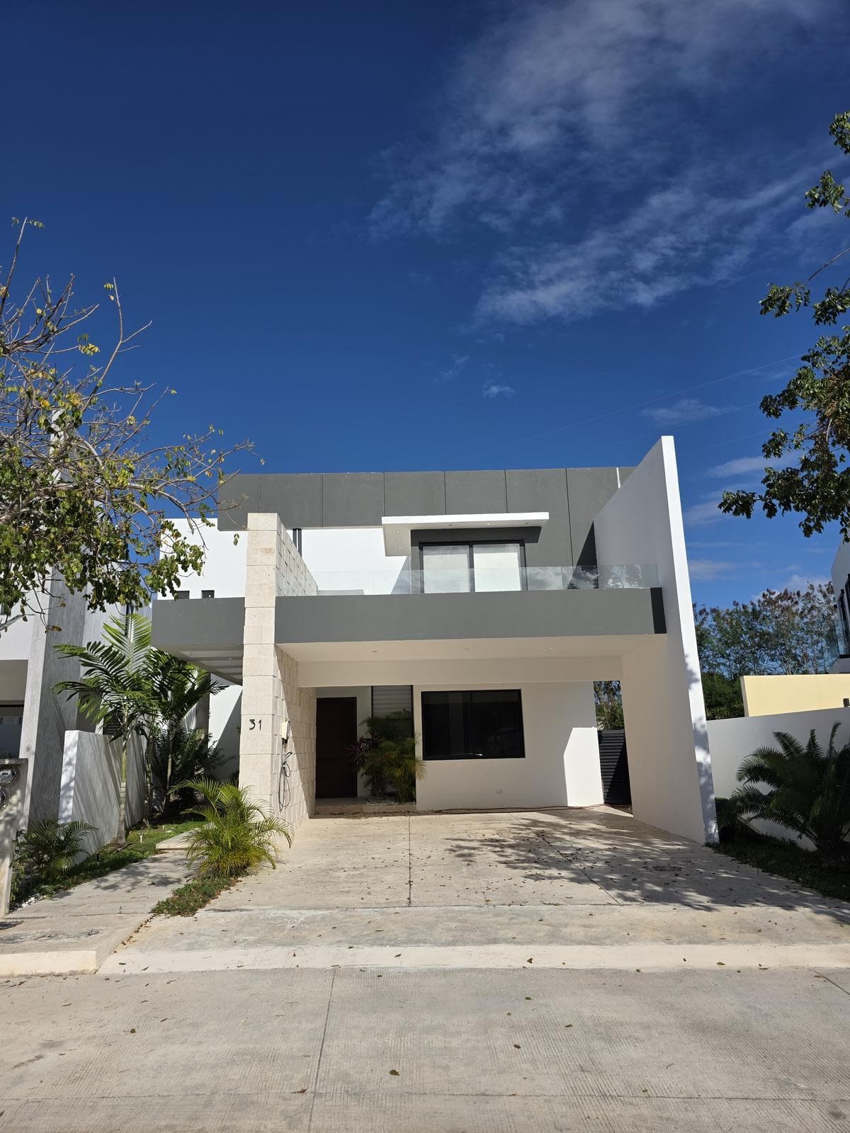House for Sale: Unica Living