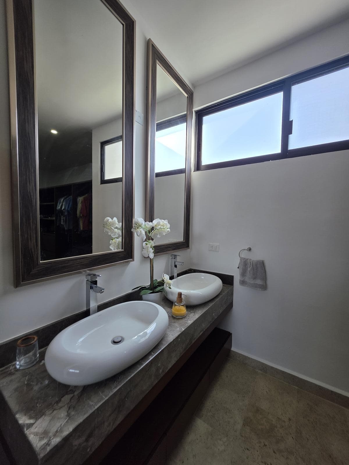 House for Sale: Unica Living