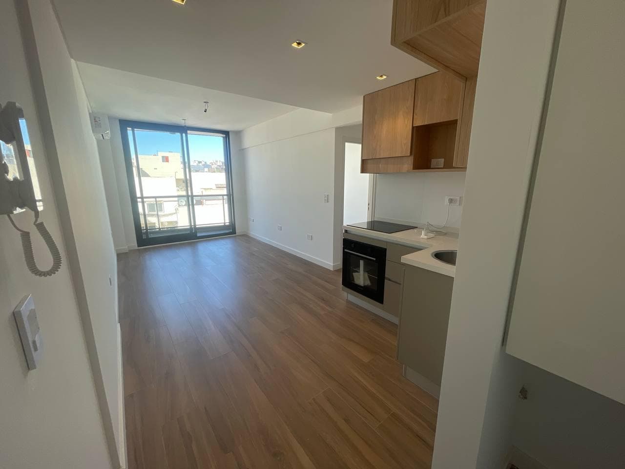 Brand-new 2-room apartment
