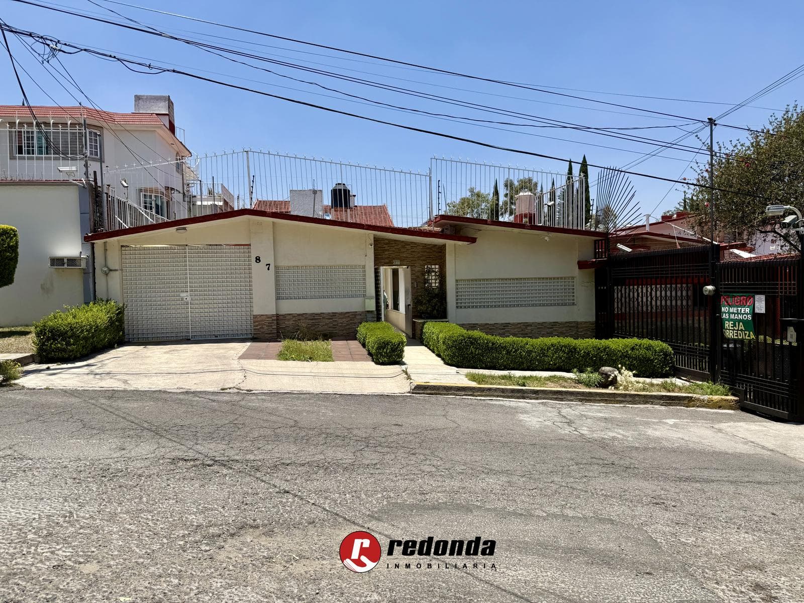 House in Bosques del Lago