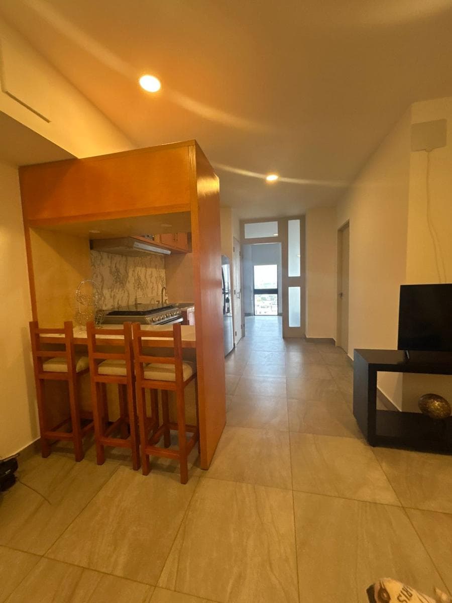 APARTMENT FOR RENT IN TORRE LUZ