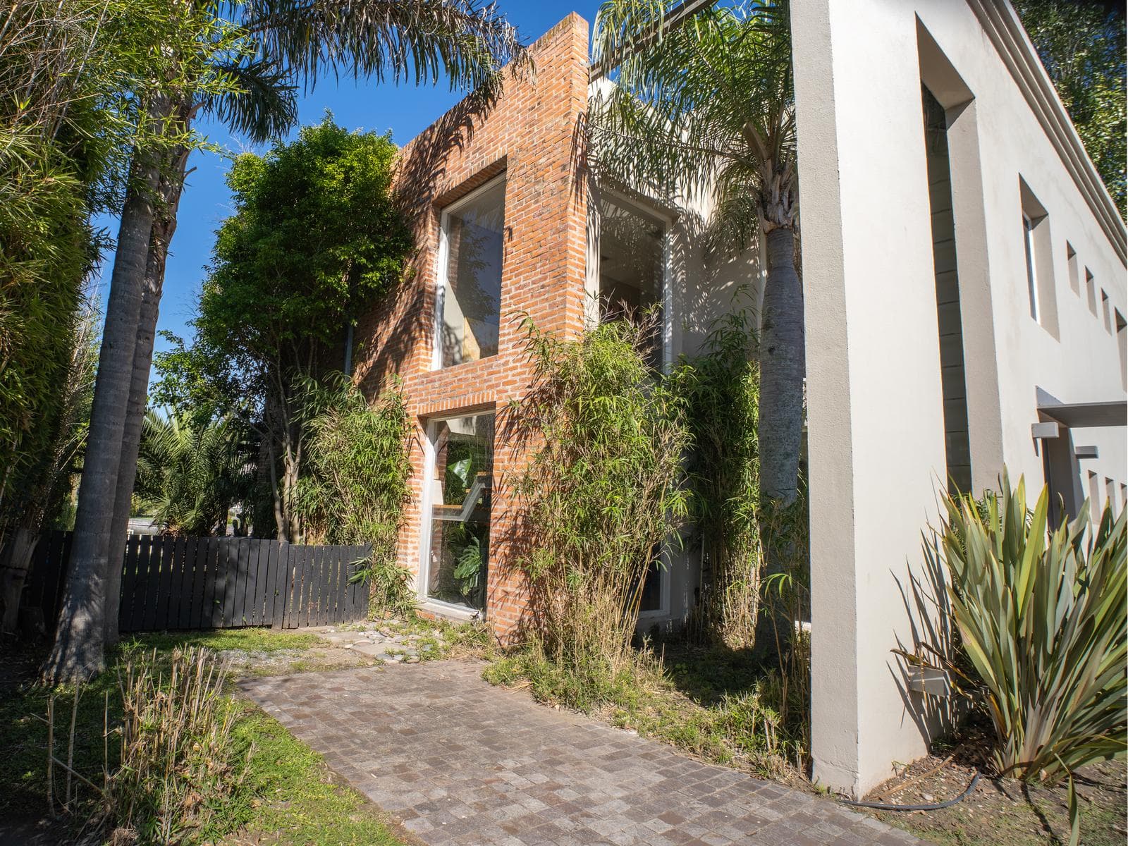 House for Sale in Las Glorietas, Nordelta Gated Community, Tigre