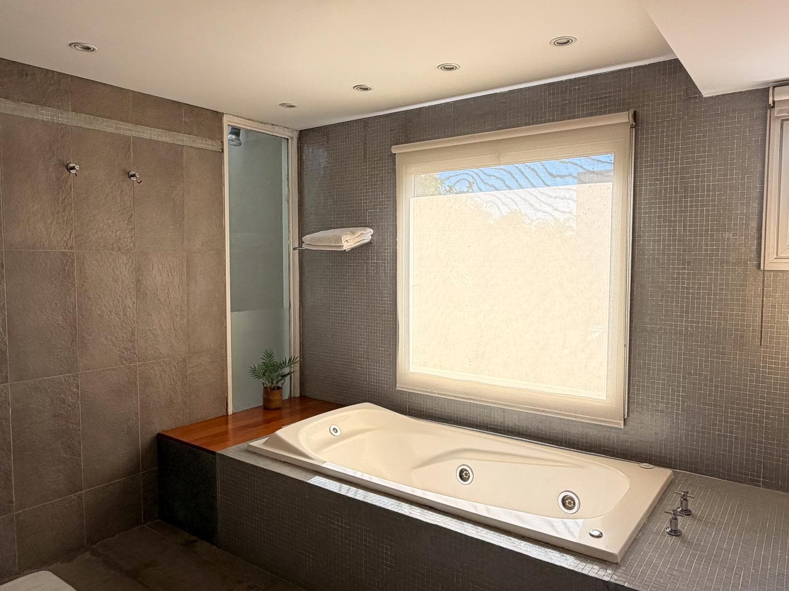 House for Sale in Las Glorietas, Nordelta Gated Community, Tigre