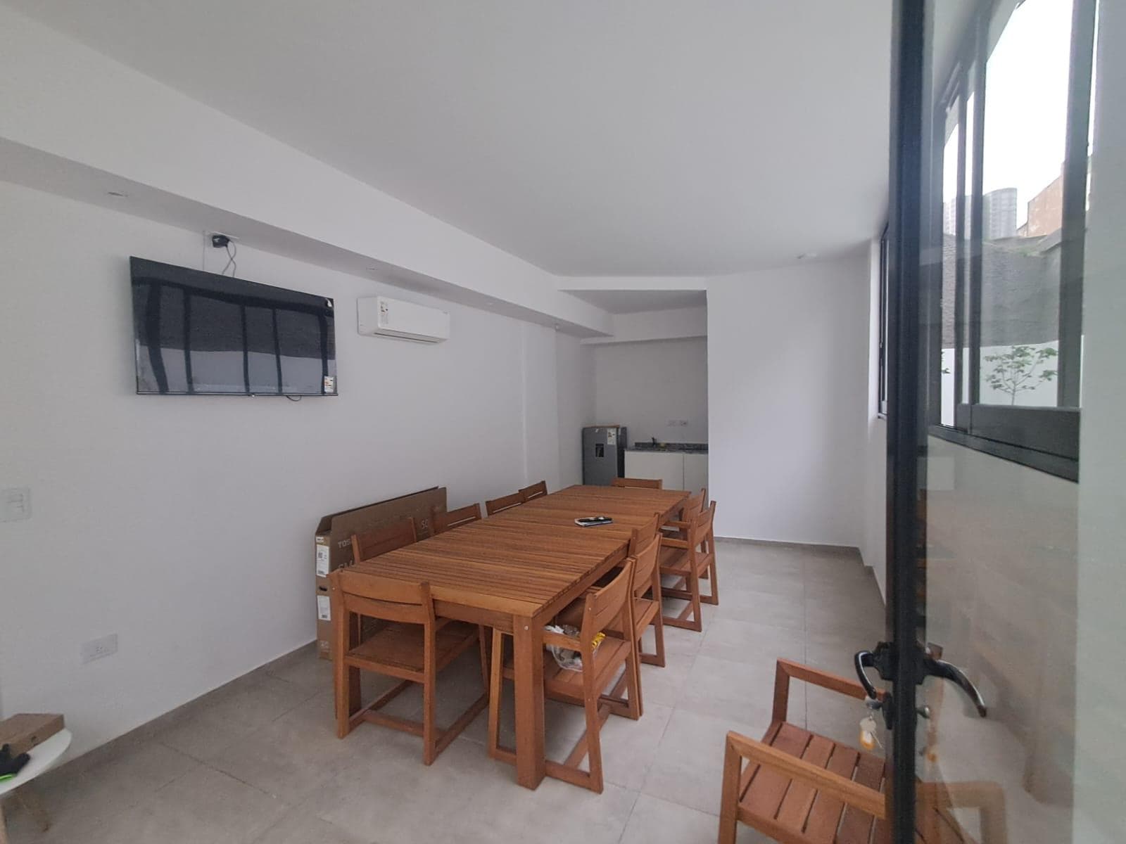 Fully equipped one-room apartment in Monserrat
