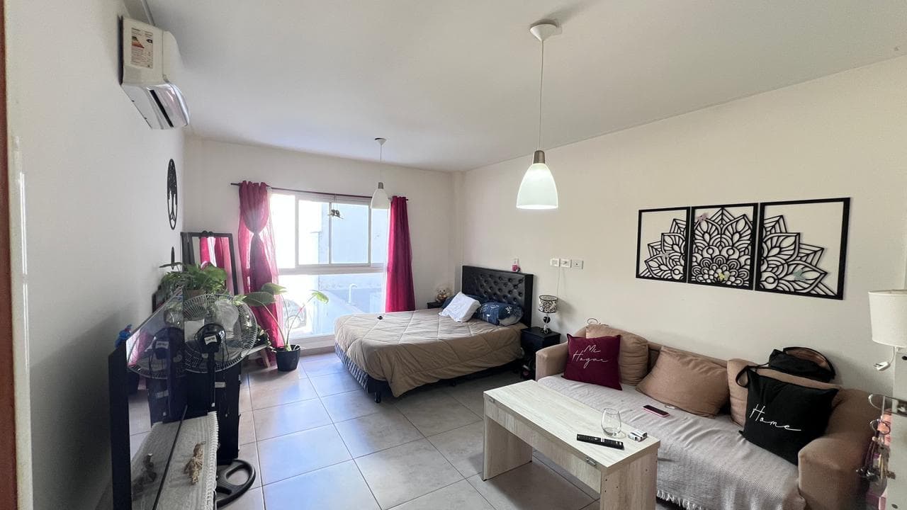 Studio apartment with garage for sale in Lomas de Zamora