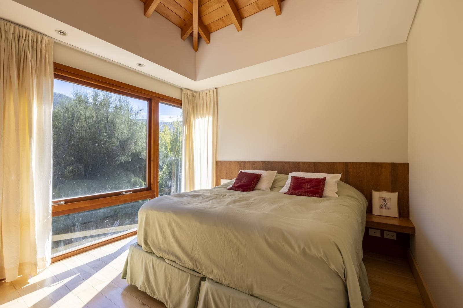 House for sale in Arelauquen Golf