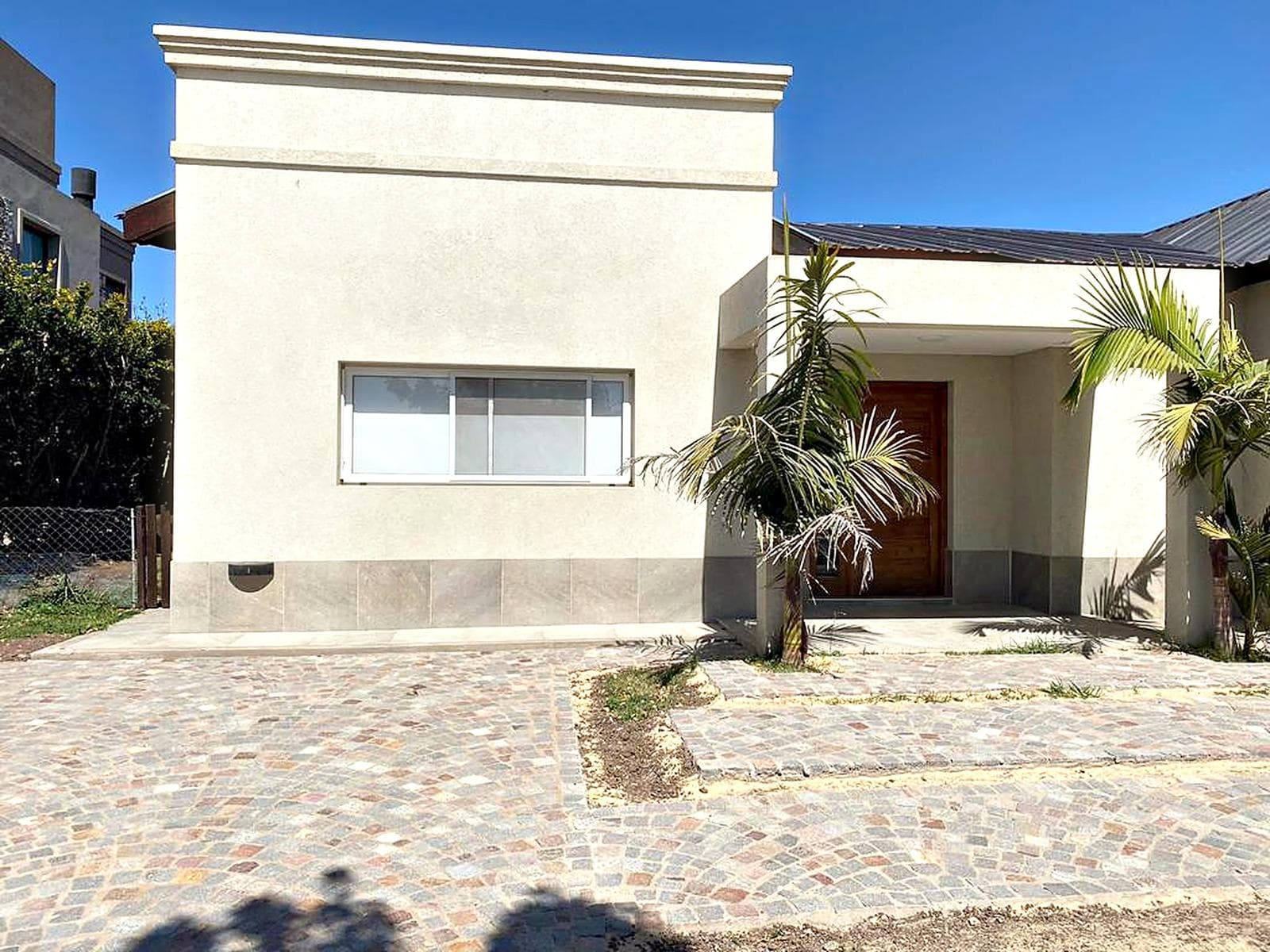 5-Room House in the Santa Juana Neighborhood