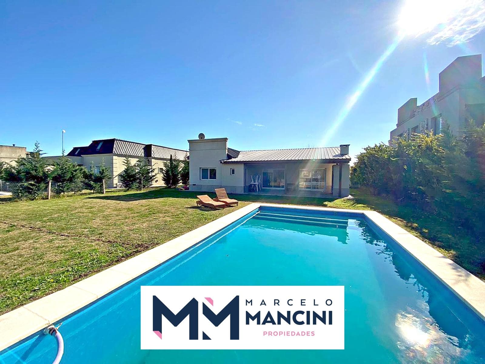 5-Room House in the Santa Juana Neighborhood