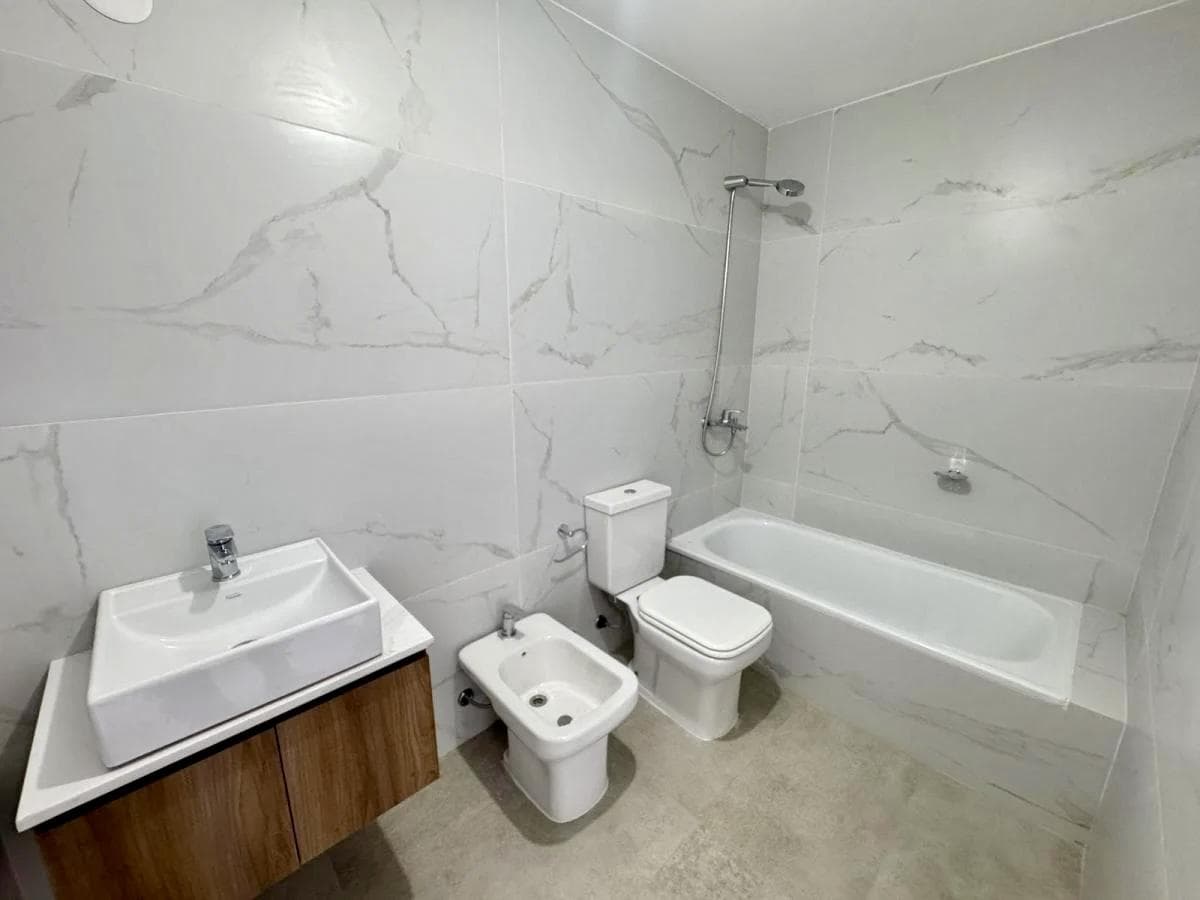 2-ROOM DUPLEX APARTMENT FOR SALE IN CABALLITO WITH AMENITIES