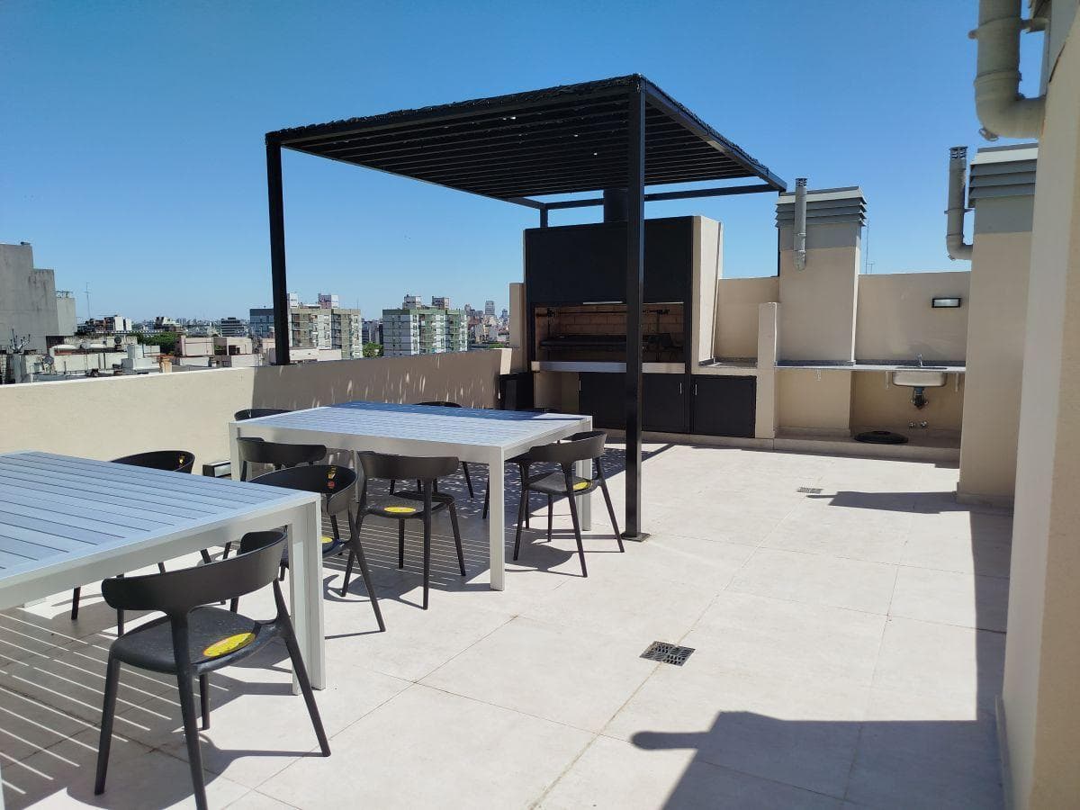 2-ROOM DUPLEX APARTMENT FOR SALE IN CABALLITO WITH AMENITIES
