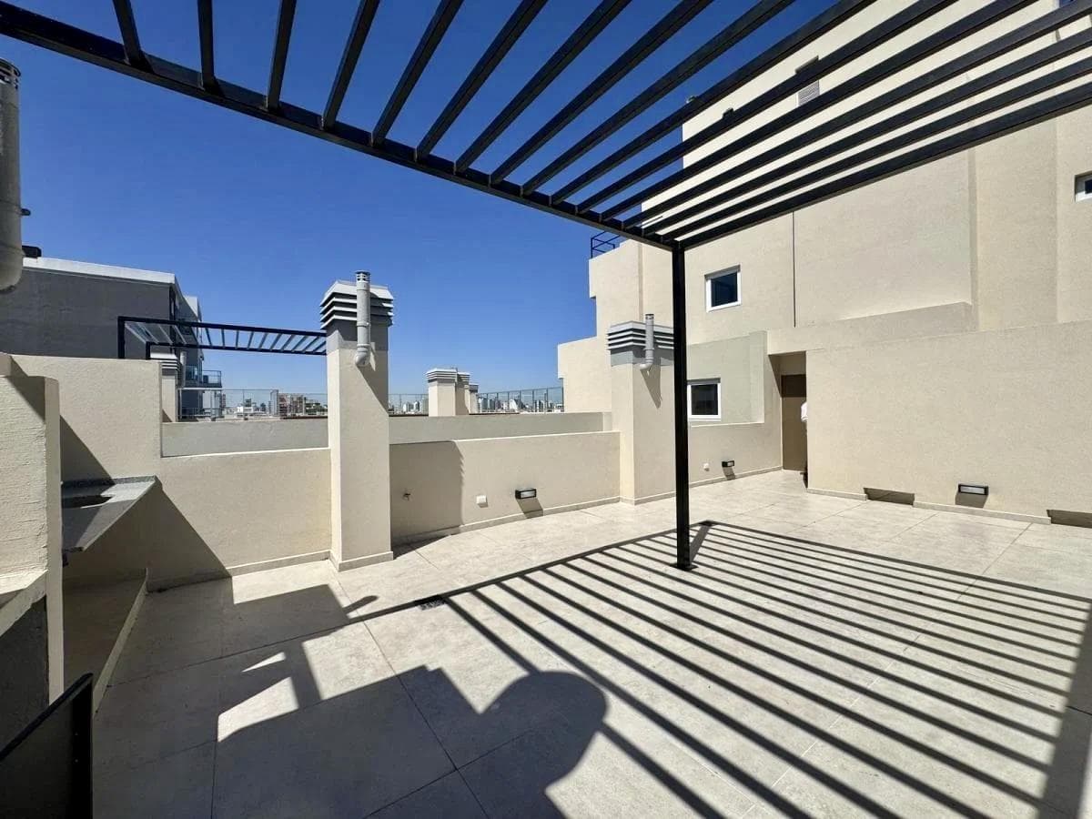 2-ROOM DUPLEX APARTMENT FOR SALE IN CABALLITO WITH AMENITIES