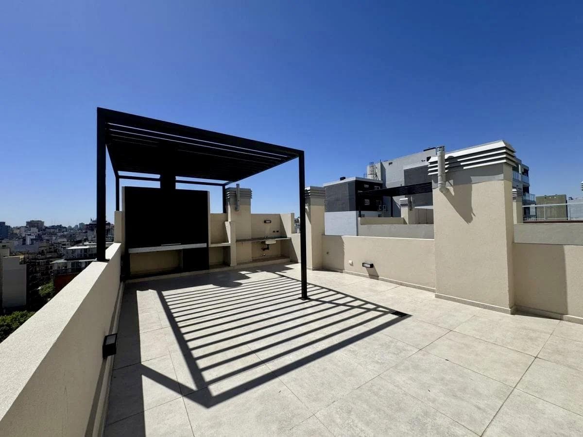 2-ROOM DUPLEX APARTMENT FOR SALE IN CABALLITO WITH AMENITIES