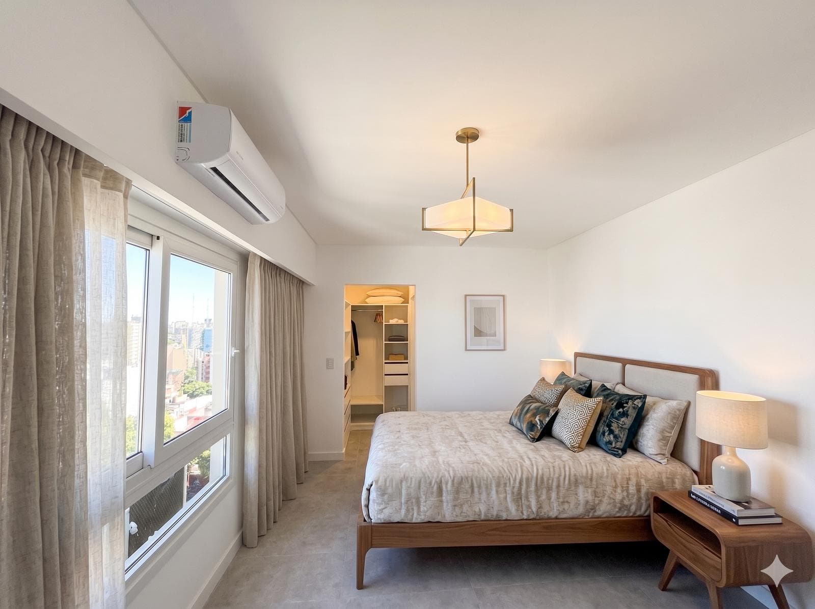 2-ROOM DUPLEX APARTMENT FOR SALE IN CABALLITO WITH AMENITIES